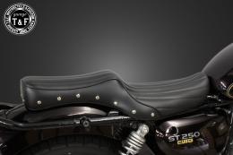 ST250E　スタッド付きダブルシート(バーチカル)