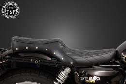 ST250E　スタッド付きダブルシート(ダイヤ)