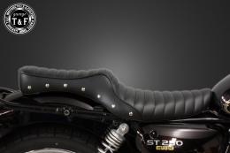 ST250E　スタッド付きダブルシート(タックロール)