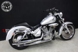 イントルーダーLC250　ガンファイターシート(スムース)