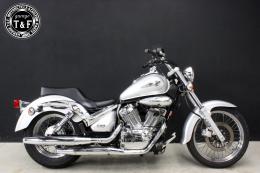 イントルーダーLC250　ダブルシート(バーチカル)