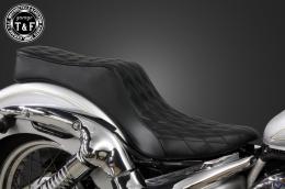 イントルーダーLC250　ダブルシート(ダイヤ)