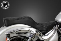 イントルーダーLC250　ダブルシート(ダイヤ)