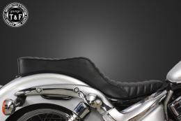 イントルーダーLC250　ダブルシート(タックロール)