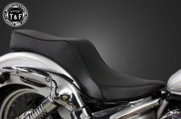 イントルーダーLC250　ダブルシート(スムース)