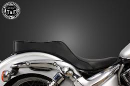 イントルーダーLC250　ダブルシート(スムース)