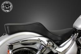 イントルーダーLC250　ダブルシート(スムース)