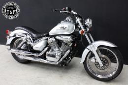 イントルーダーLC250　スタッド付きコブラシート(ダイヤ)