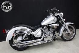 イントルーダーLC250　コブラシート(ダイヤ)