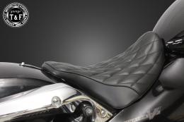 エリミネーター250V　フラットシングルシート(ダイヤ)