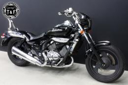 エリミネーター250V　フラットシングルシート(タックロール)