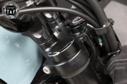 エリミネーター400　フロントフォークトップカバー