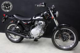 グラストラッカー250(キャブモデル専用)　ショートフラットシート(バーチカル)