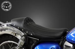 エストレヤ　スタッド付きカフェシート(バーチカル)