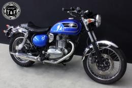 エストレヤ　スタッド付きカフェシート(バーチカル)