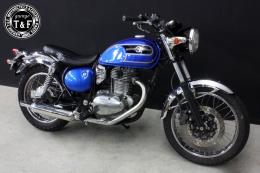 エストレヤ　スタッド付きフラットシート(バーチカル)