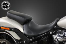 ソフテイルブレイクアウト(2018〜2024年)　ピリオンシート(スムース)